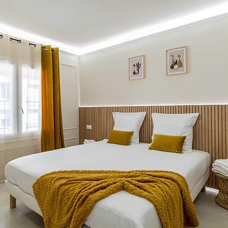 Beautiful Haussmannian - South Balcony * Cannes